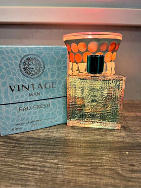 Secret Plus Vintage Man  Fresh with Original Box